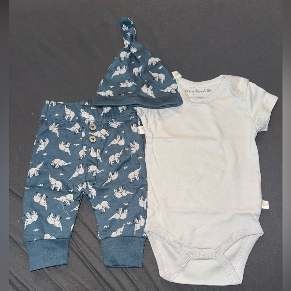 The Outfit 3 Piece Set - Elephant